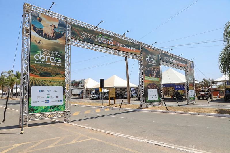 Capa da notícia: Expoabra 2025: Uma das maiores feiras agropecuárias do DF inicia preparativos para receber 70 mil visitantes